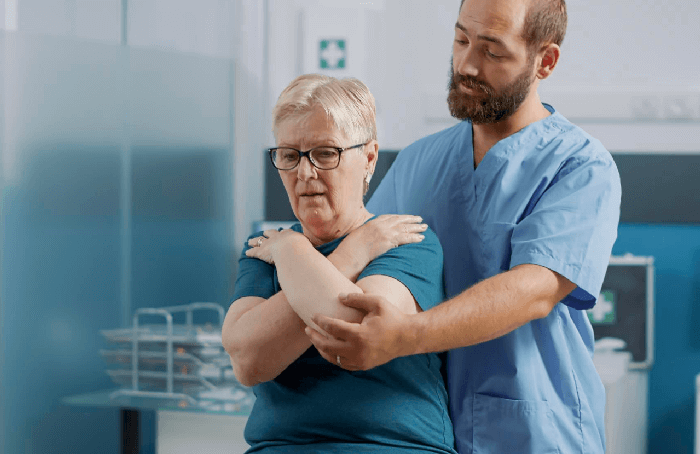 Diagnóstico y tratamiento de alteraciones del trastorno óseo mineral ofrecido por el Dr. Eduardo Cetina Pacheco: cuidado especializado para tu salud ósea